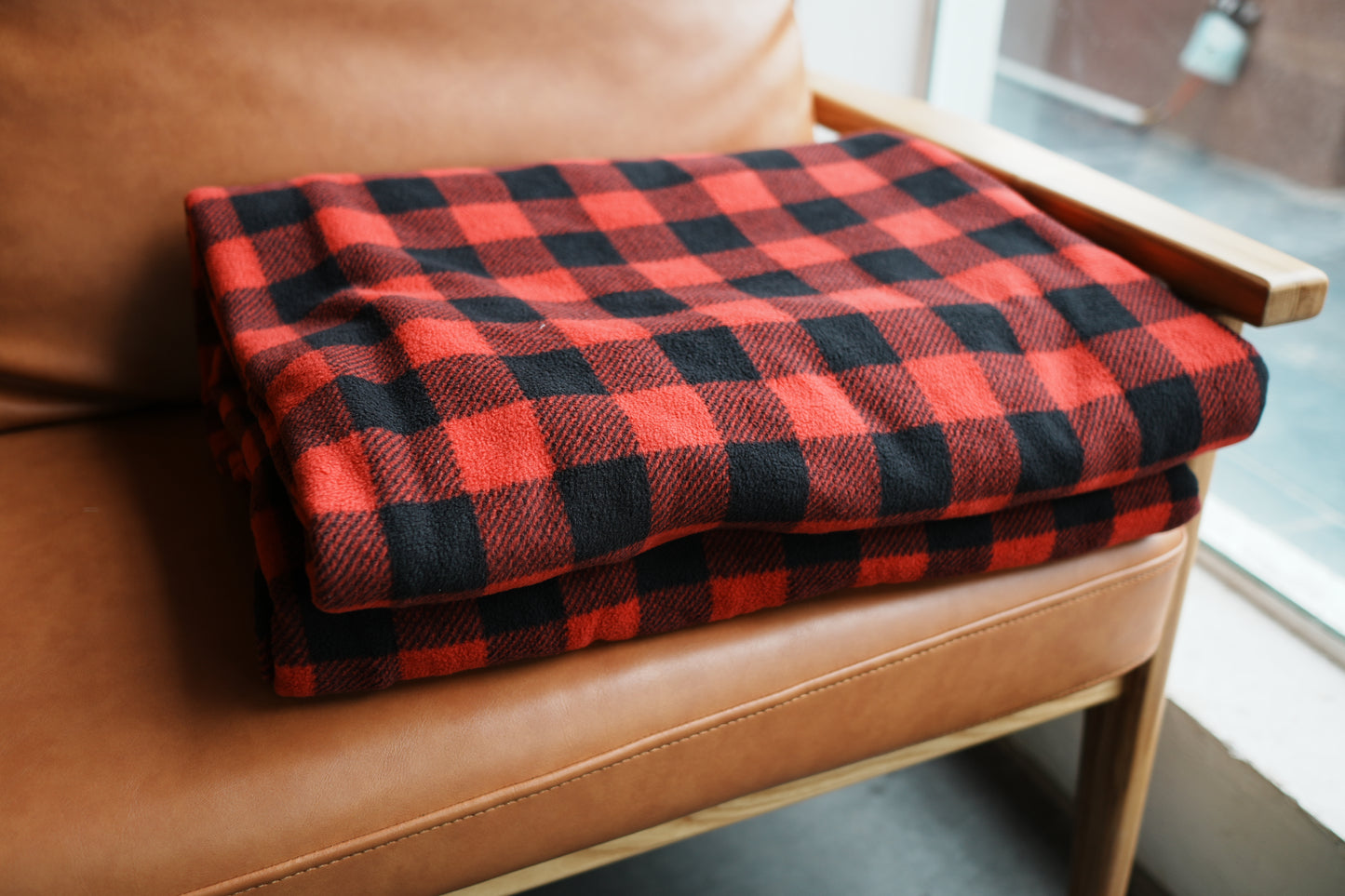 Black and red squares